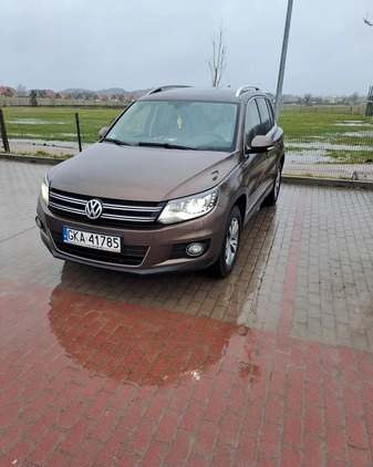 Volkswagen Tiguan cena 51660 przebieg: 282000, rok produkcji 2012 z Wieruszów małe 11